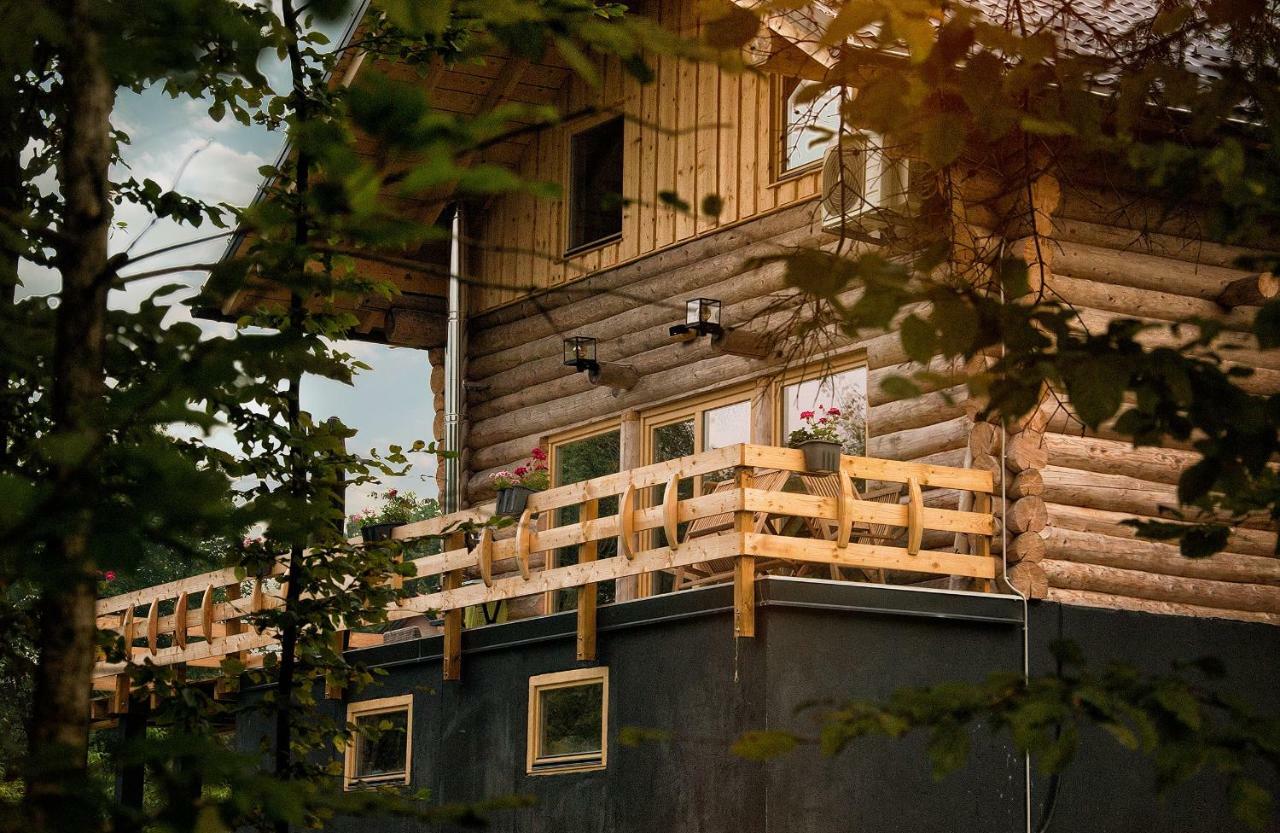 Woods Lodge Plitvice Lakes Dreznik Grad Bagian luar foto