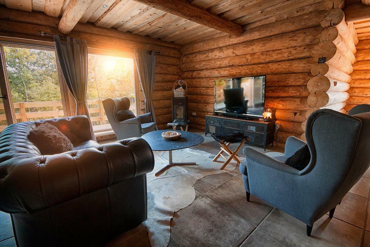 Woods Lodge Plitvice Lakes Dreznik Grad Bagian luar foto