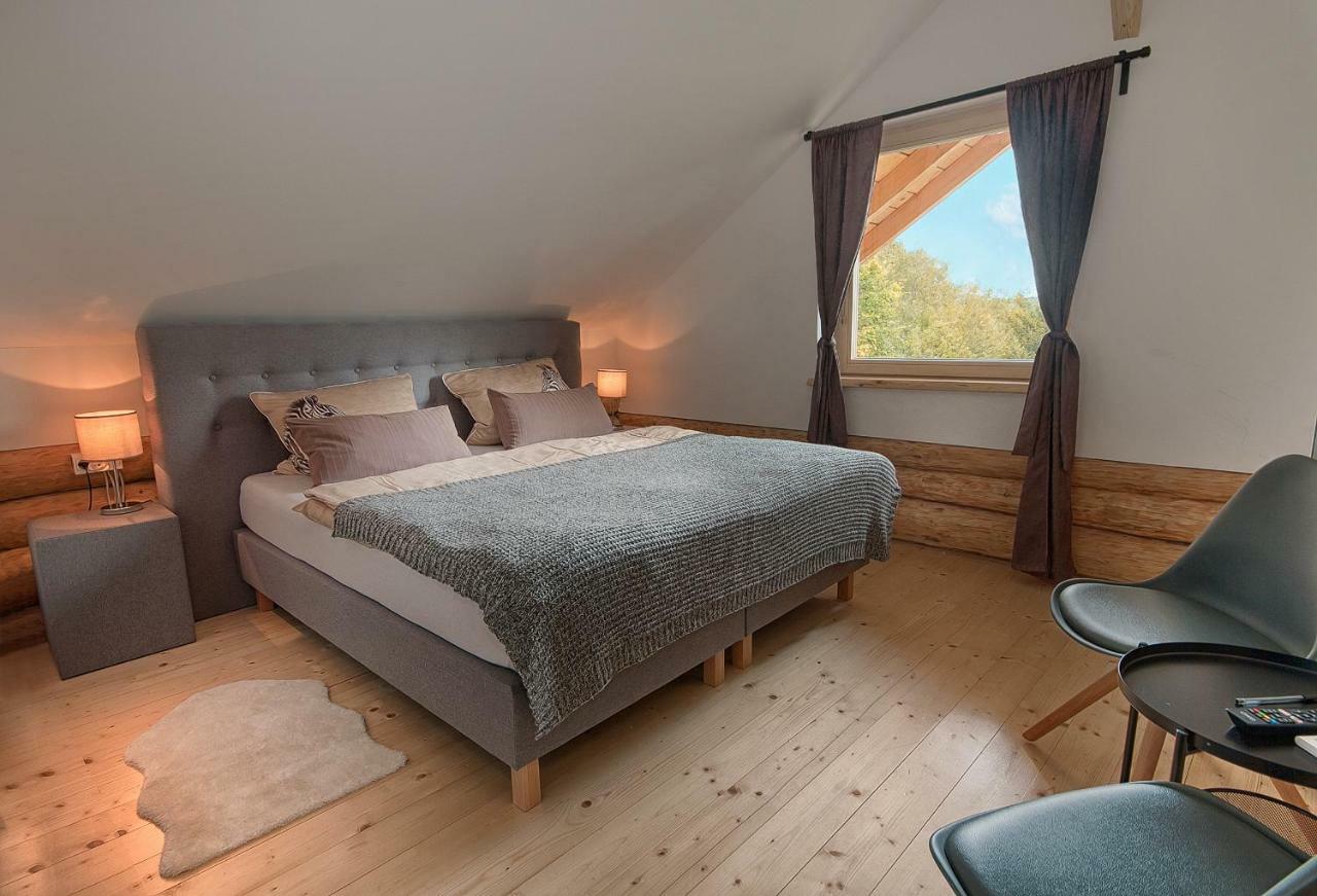 Woods Lodge Plitvice Lakes Dreznik Grad Bagian luar foto