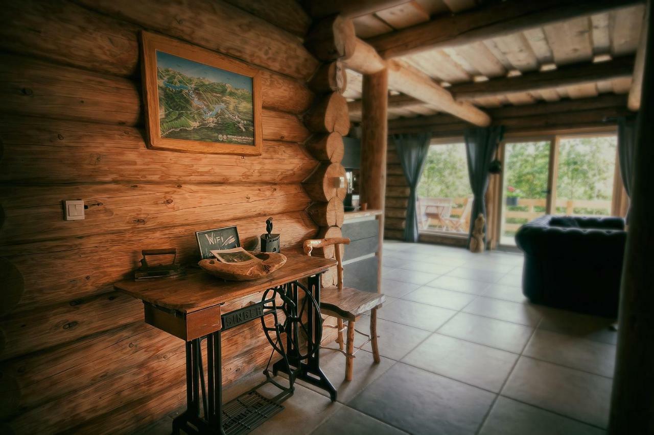 Woods Lodge Plitvice Lakes Dreznik Grad Bagian luar foto