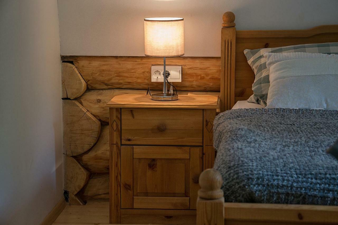Woods Lodge Plitvice Lakes Dreznik Grad Bagian luar foto