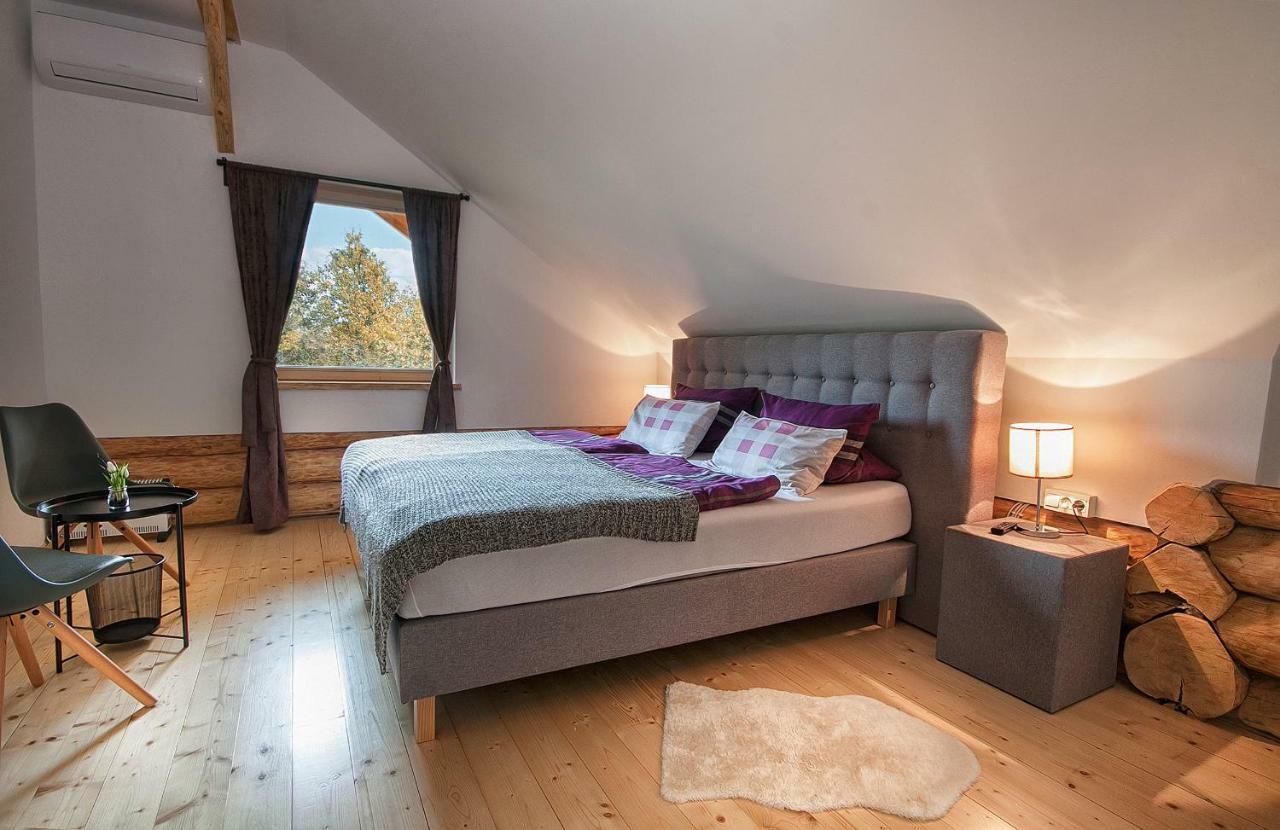 Woods Lodge Plitvice Lakes Dreznik Grad Bagian luar foto